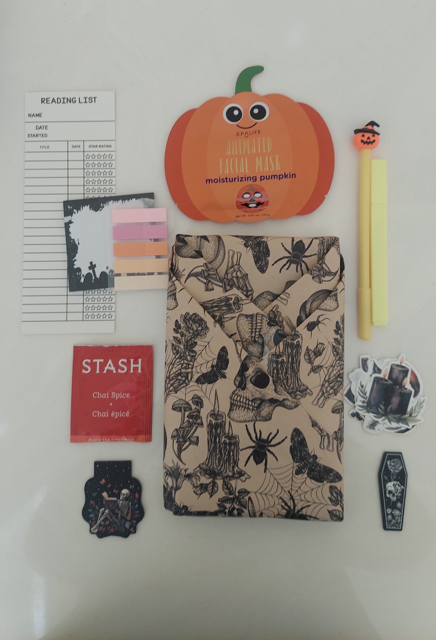 🎃 Blind Date with a Book: Halloween Edition 👻